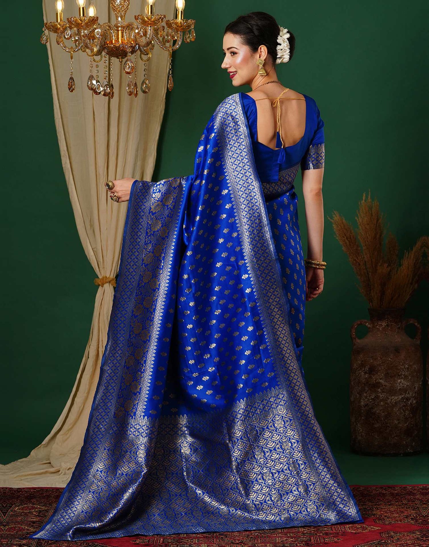 Regal Blue Silk Woven Banarasi Saree Regal Blue Silk Woven Banarasi Saree